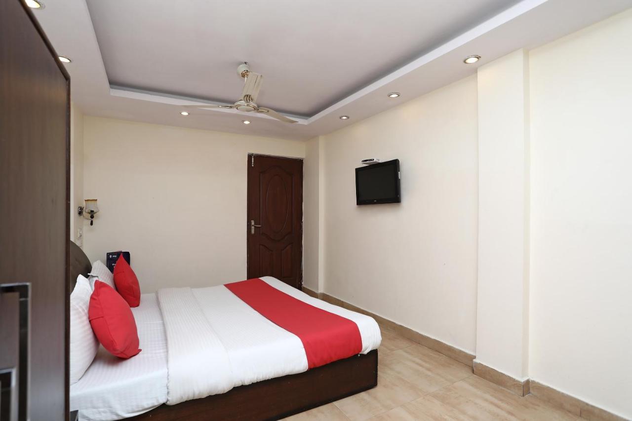 Oyo 4956 Hotel Maharaja Palace Kanpur Ngoại thất bức ảnh
