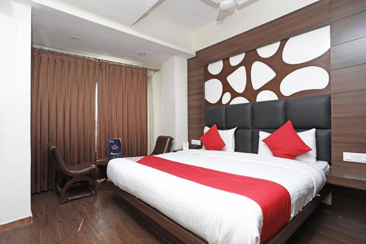 Oyo 4956 Hotel Maharaja Palace Kanpur Ngoại thất bức ảnh