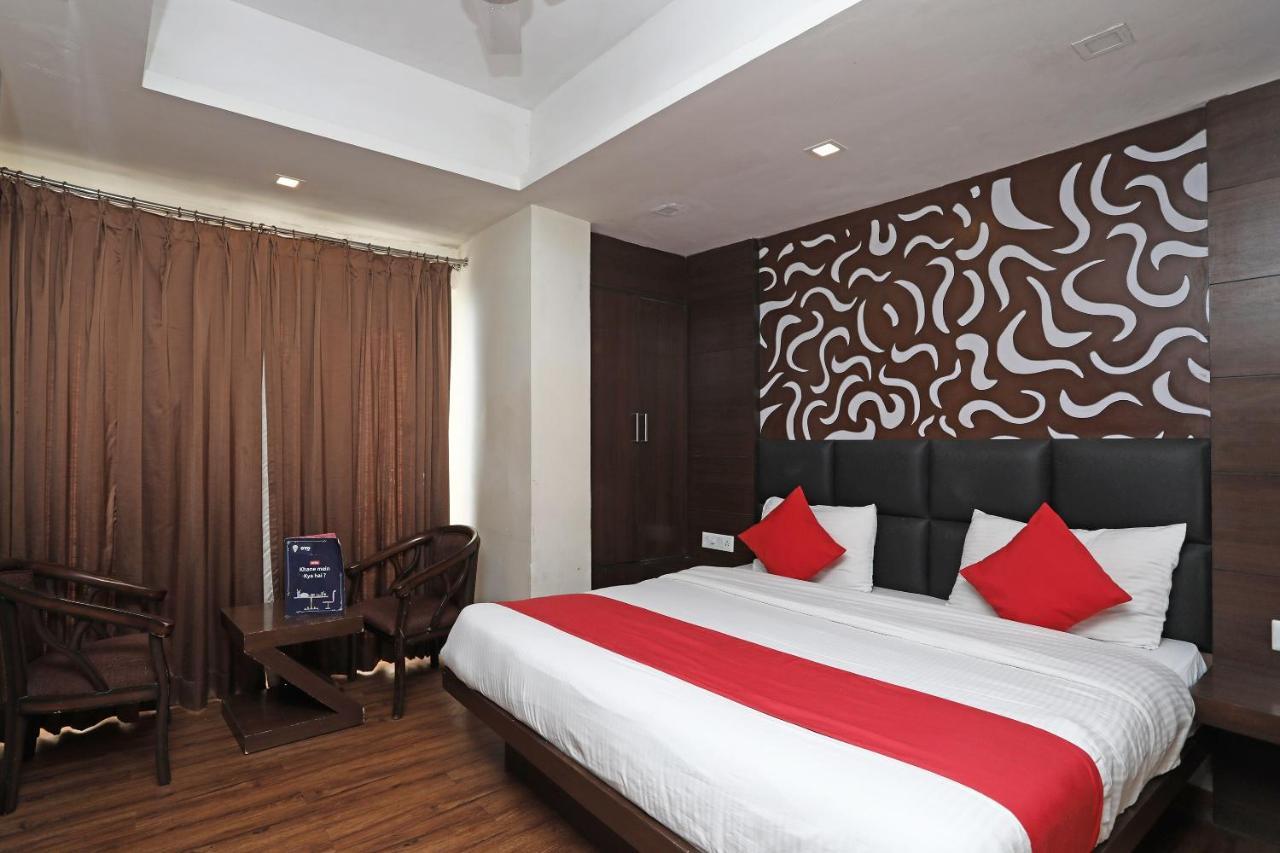 Oyo 4956 Hotel Maharaja Palace Kanpur Ngoại thất bức ảnh