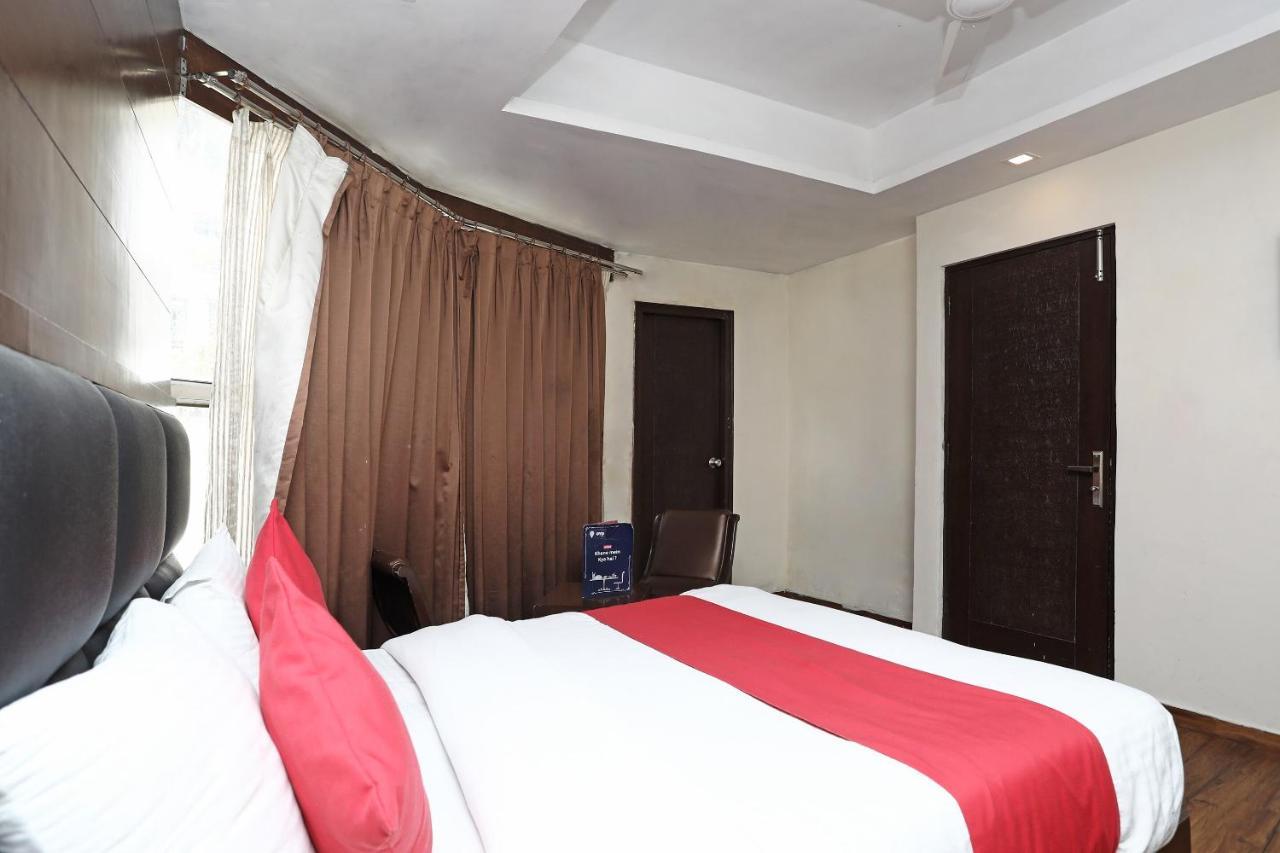 Oyo 4956 Hotel Maharaja Palace Kanpur Ngoại thất bức ảnh