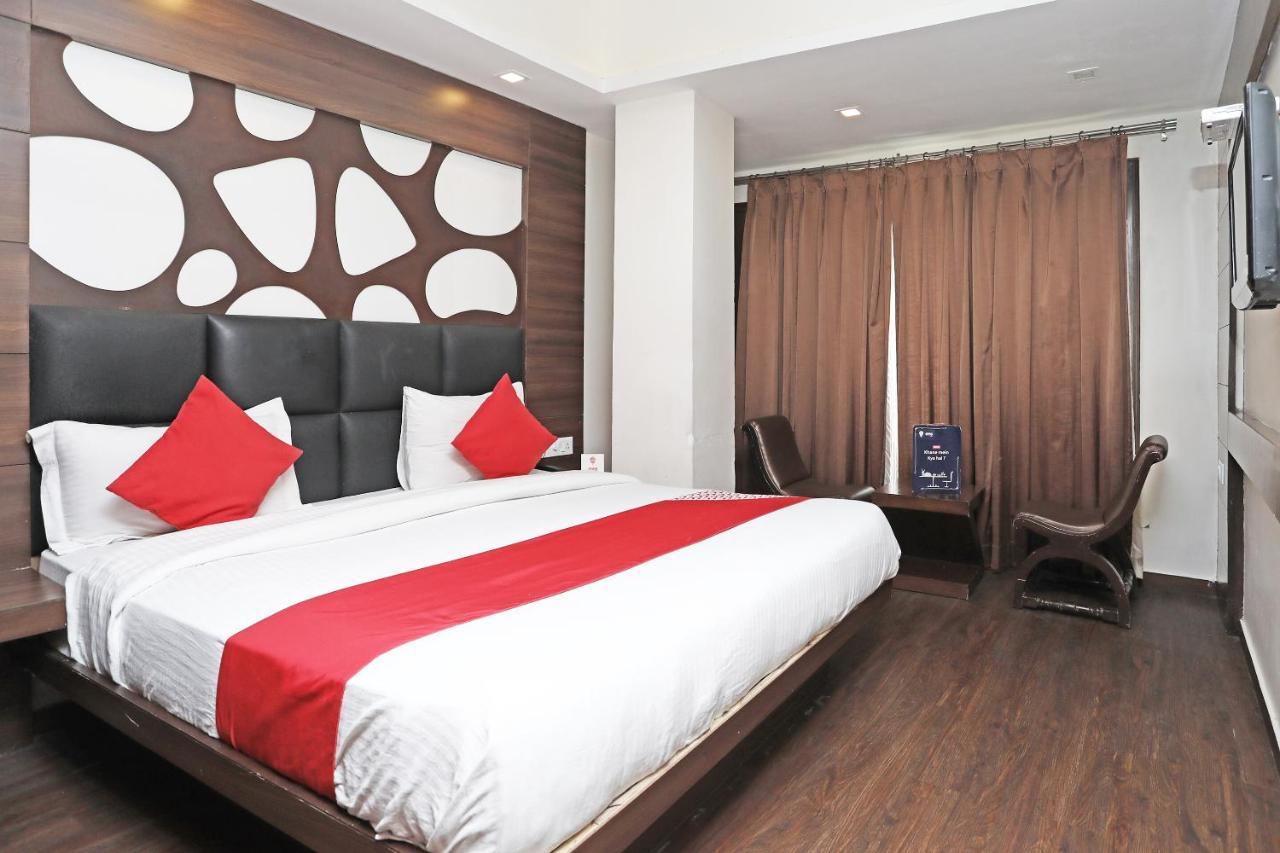 Oyo 4956 Hotel Maharaja Palace Kanpur Ngoại thất bức ảnh