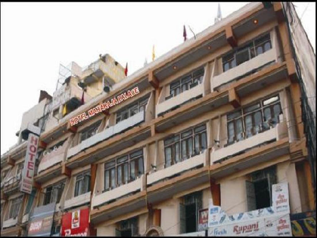 Oyo 4956 Hotel Maharaja Palace Kanpur Ngoại thất bức ảnh