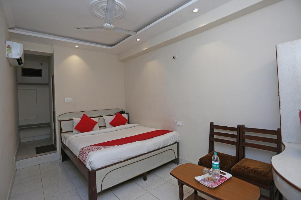 Oyo 4956 Hotel Maharaja Palace Kanpur Ngoại thất bức ảnh