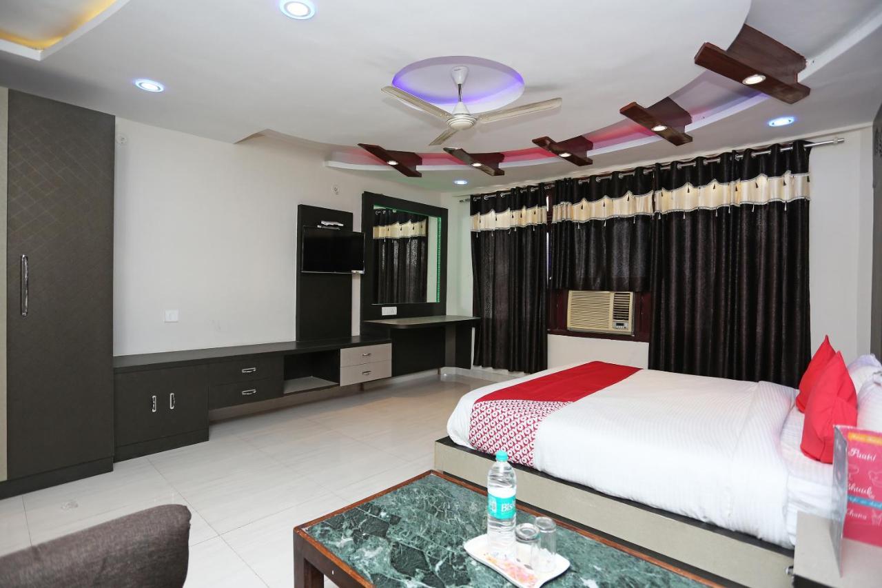 Oyo 4956 Hotel Maharaja Palace Kanpur Ngoại thất bức ảnh